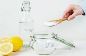 Cleaning Oven With Lemon And Baking Soda