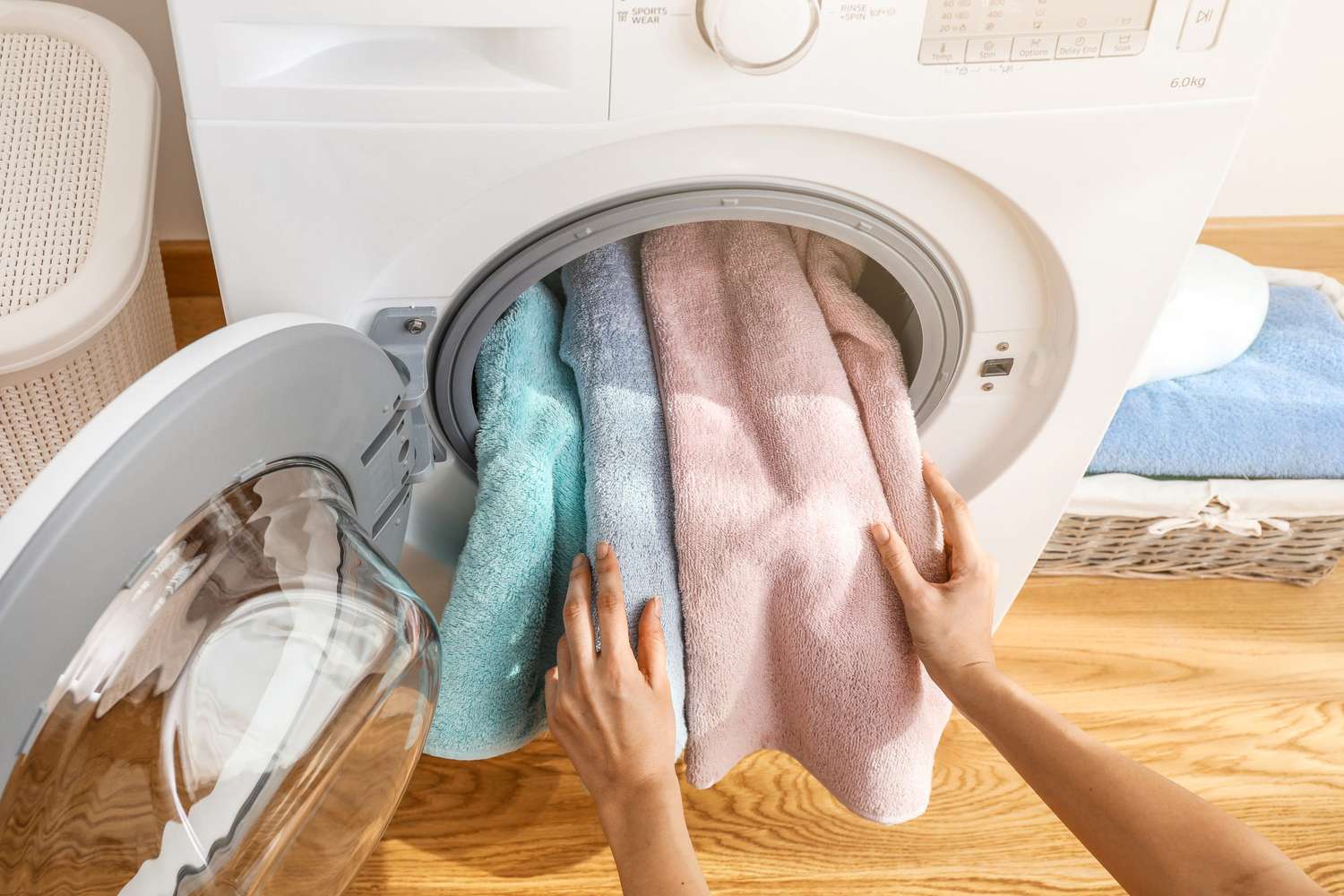 Washing Towels With Vinegar to Soften